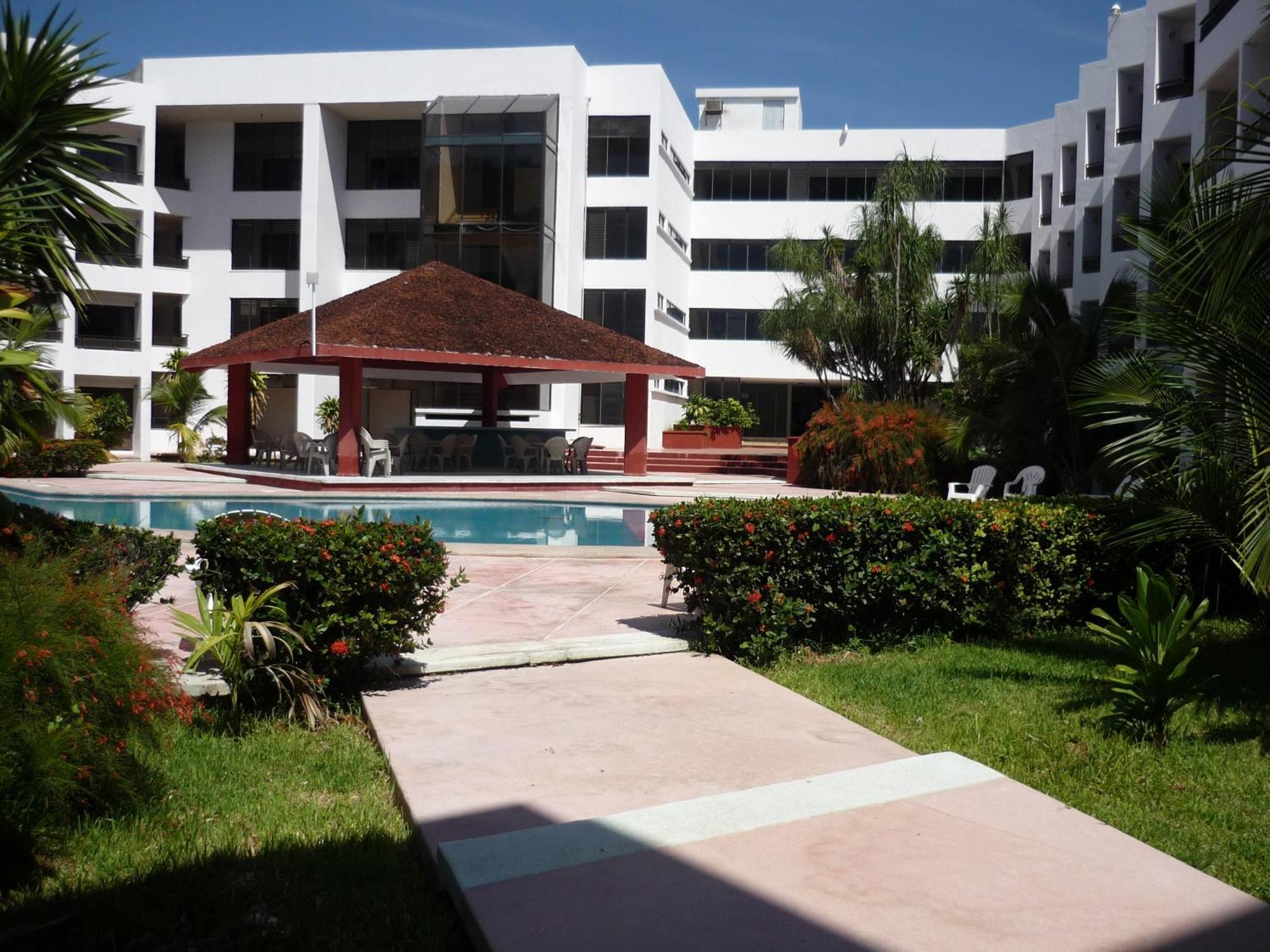 Hotel Debliz Кампече Екстериор снимка
